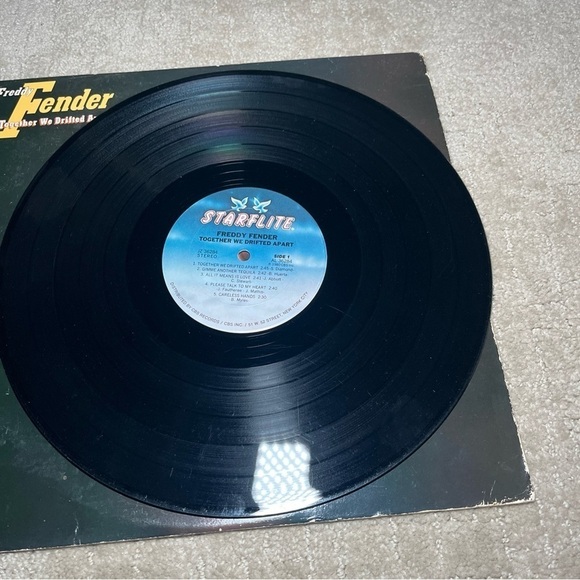 Freddy Fender - Together we Drifted Apart- vintage vinyl record from 1980 - Picture 7 of 10